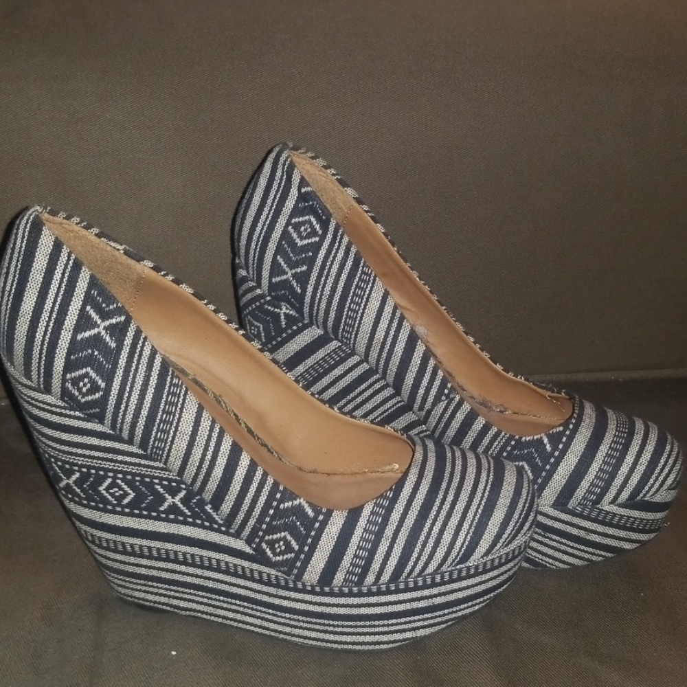 Madden Girl Platforms
